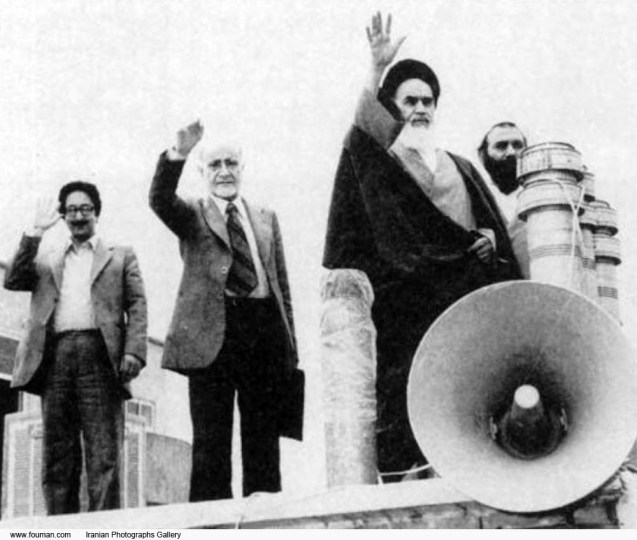 Left to right: Iranian political figures Abolhassan Banisadr, Mehdi Bazargan and Ruhollah Khomeini in early 1979. Bazargan was the interim Prime Minister after the Iranian Revolution. Banisadr became the first elected President of the Islamic Republic @DR