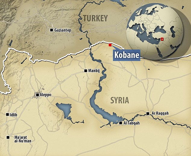 Mapa onde se pode ver a cidade estratégica de Kobane, na fronteira da Síri com a Turquia. ©dailymail.co.uk