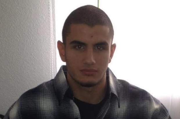 Omar Abdel Hamid El-Hussein, dinamarquês de ascendência palestiniana, 22 anos, que teria sido libertado semanas antes por ligação a vários bandos extremistas. Em sua posse foram encontradas várias armas]. © www.bt.dk